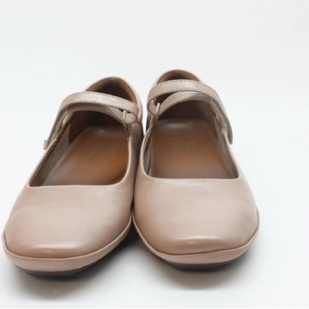 Naturalizer Women’s Warm Taupe Leather Behold Mary Jane Flat 8.5 m